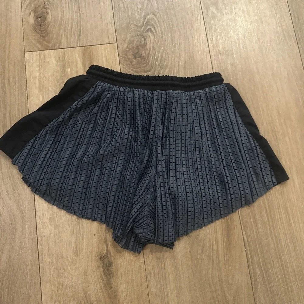 Free Movement Free People Women's Pleated Lace Up Lined Run‎ Shorts